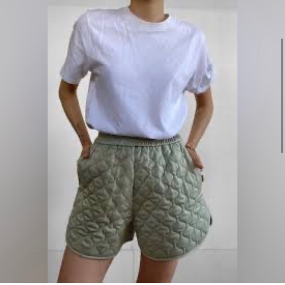 Frankie Shop copper quilted high waist shorts, Size M